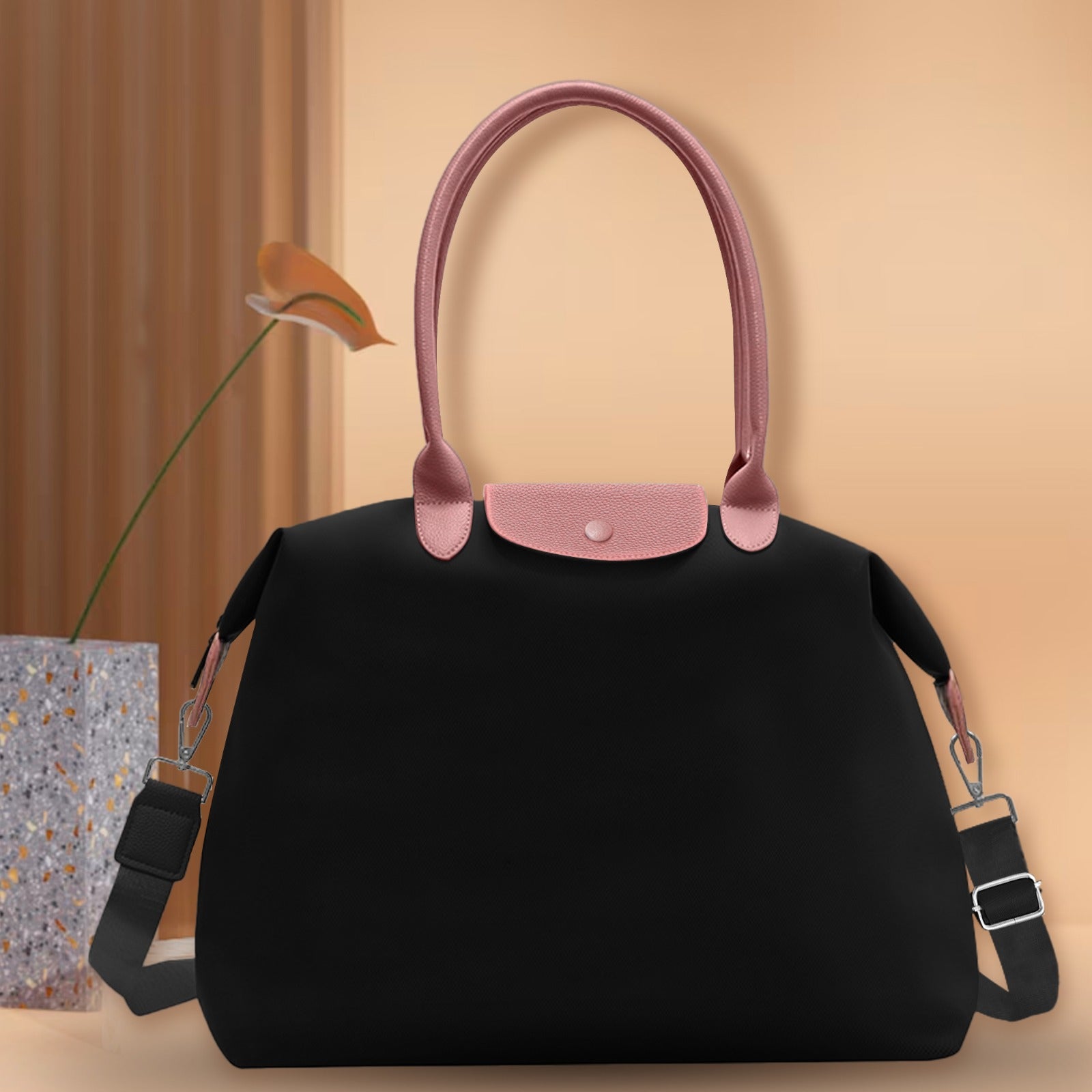 Durable and lightweight Mode Blend Oxford shoulder bag, perfect for business trips and vacations.