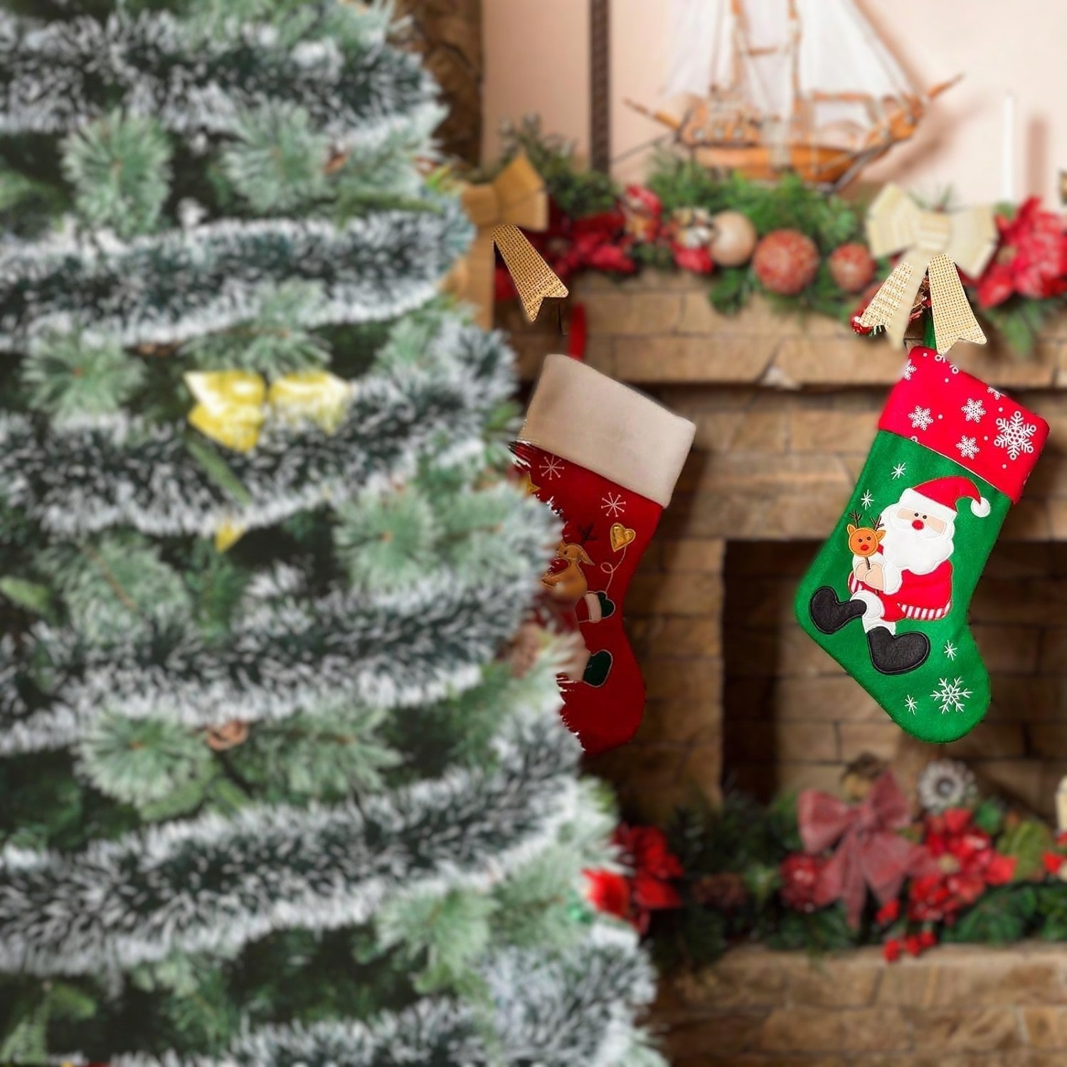 Snow-Tipped Green Christmas Tinsel – 2m | Classic 6-Ply Christmas Tree & Home Decoration