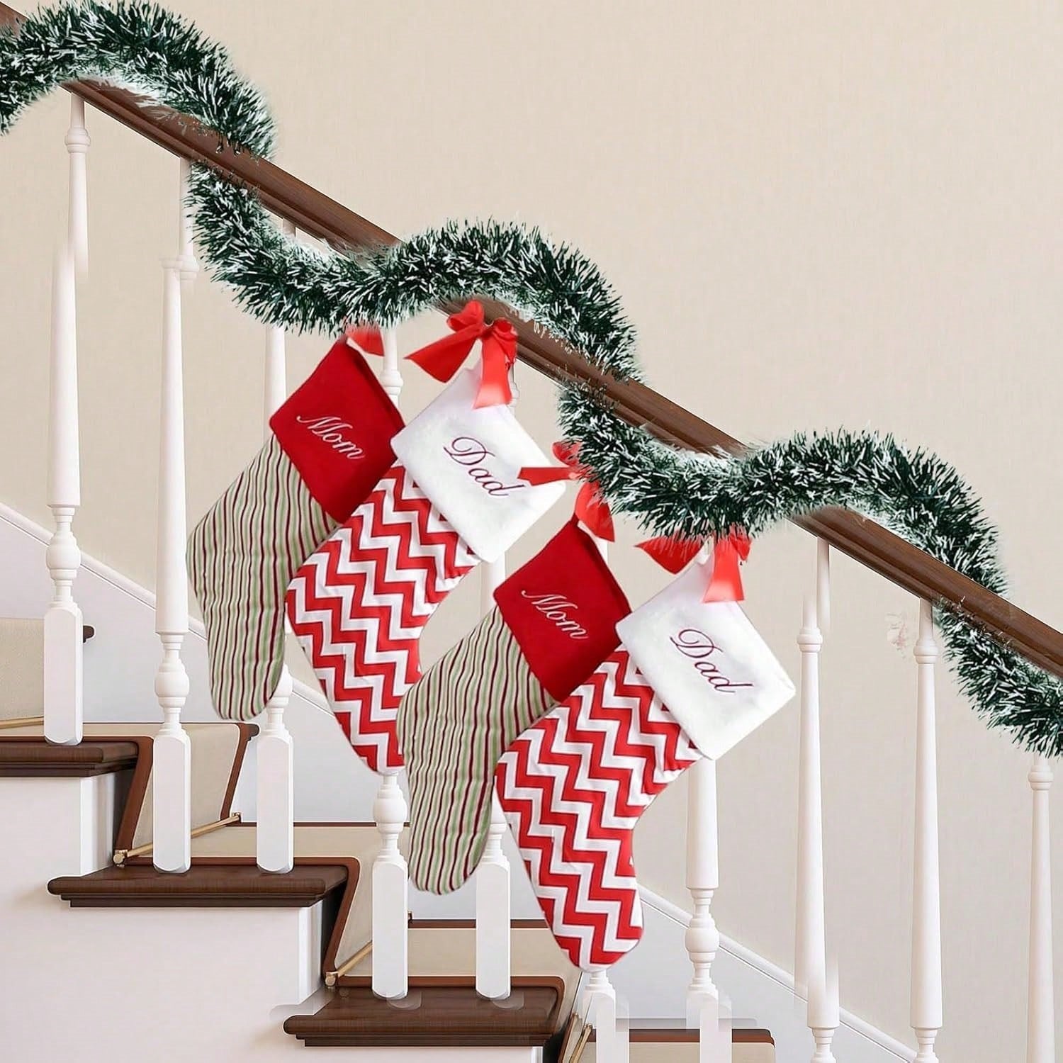 Snow-Tipped Green Christmas Tinsel – 2m Traditional 6-Ply Decoration